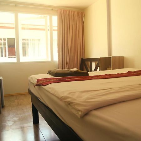 Boondaree Home Resort Pantai Kata Luaran gambar
