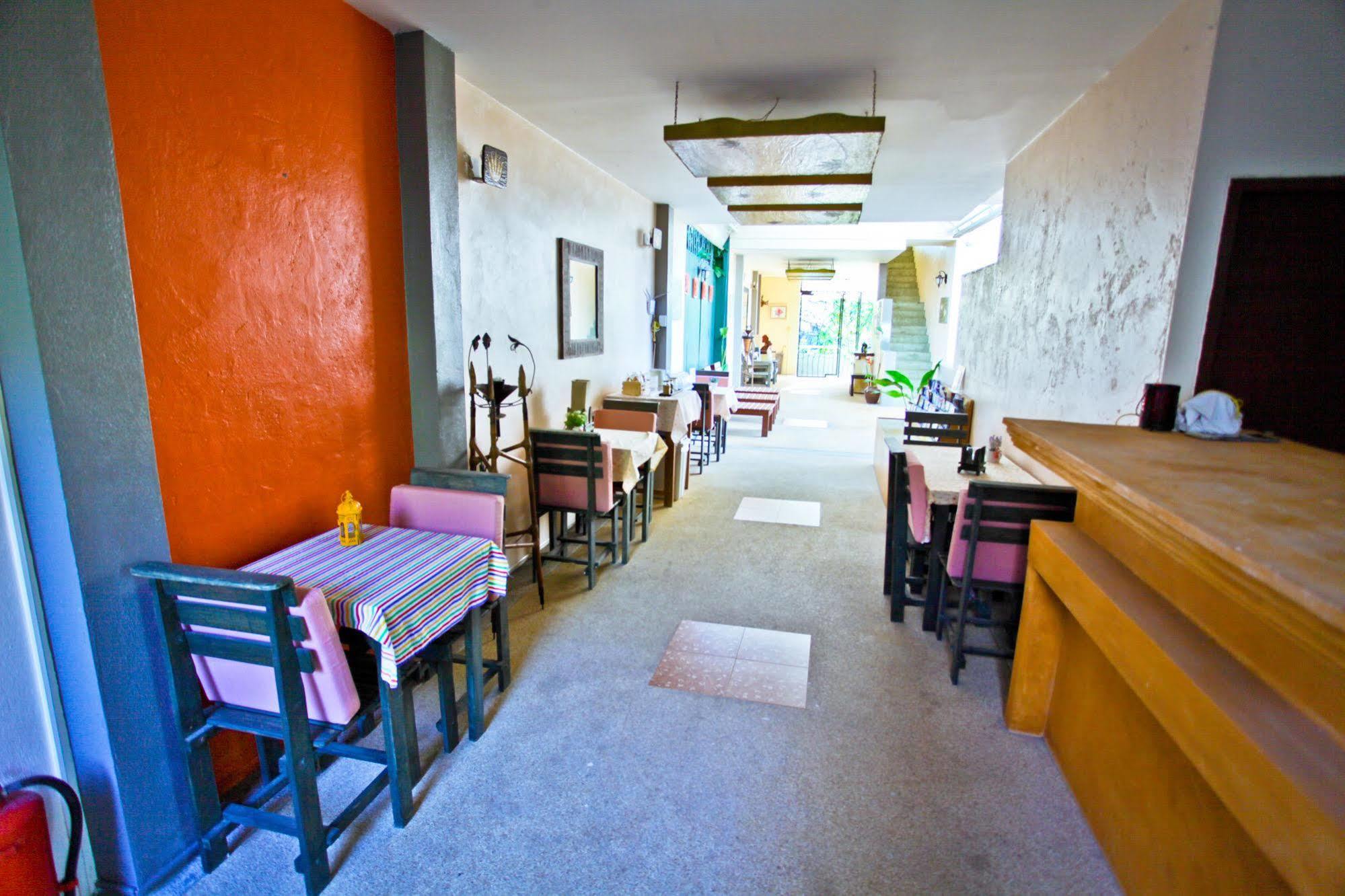 Boondaree Home Resort Pantai Kata Luaran gambar