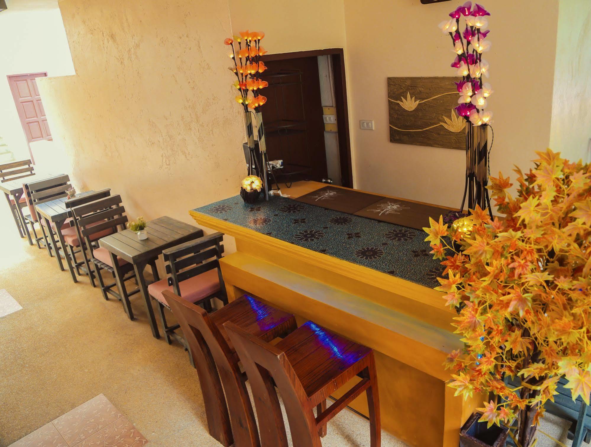 Boondaree Home Resort Pantai Kata Luaran gambar